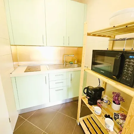 Comfort 1br Flat With Terrace View Apartment *